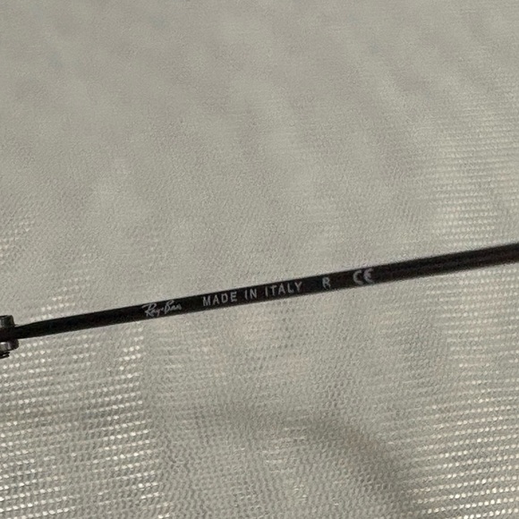 Ray-Ban Classic Gunmeral Frame Gradient Grey Lens - Picture 4 of 8